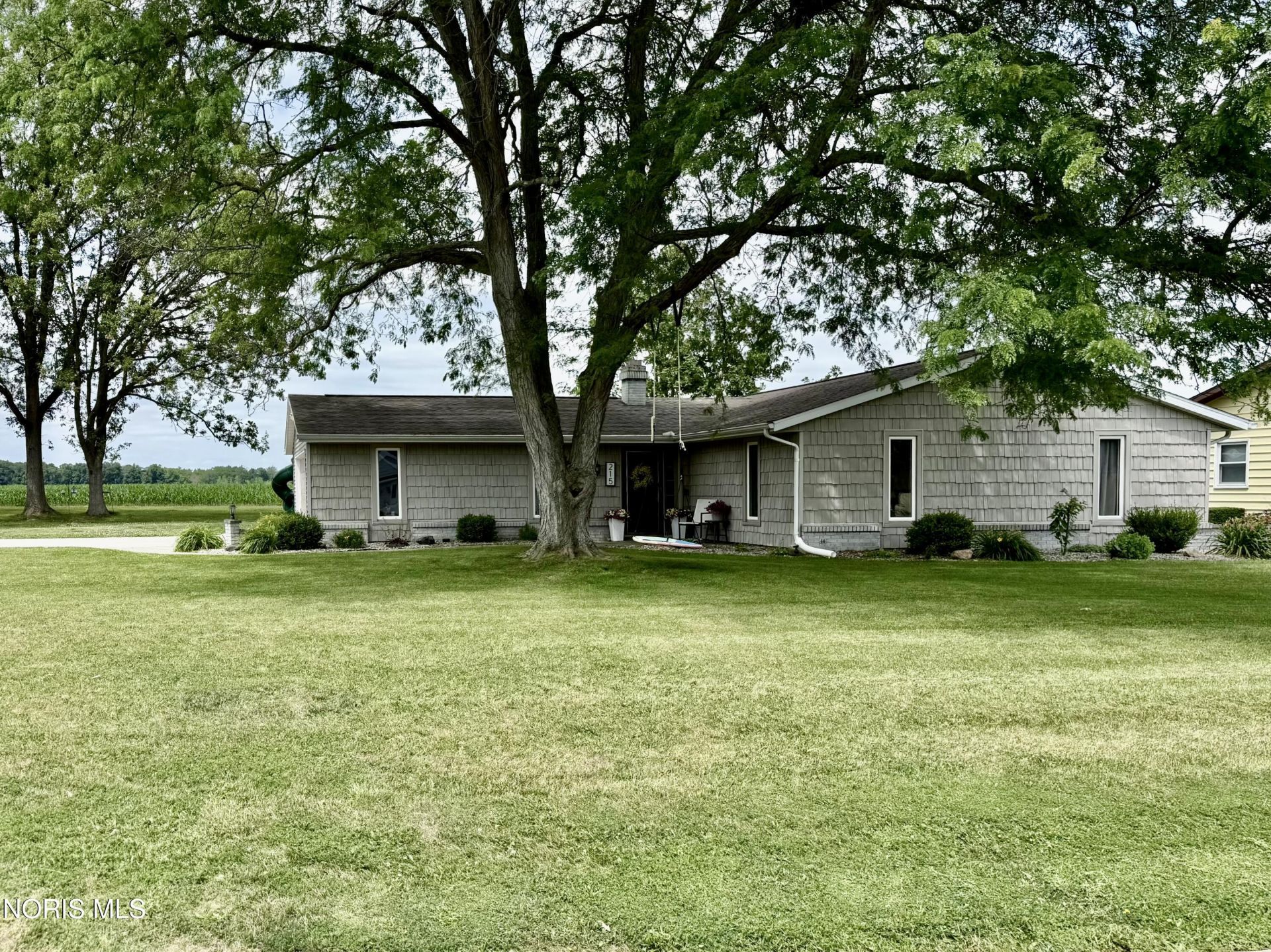 215 Indiana Drive, Bryan, OH 43506 Main Photo