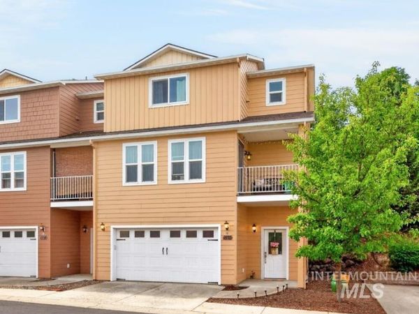 1337 Bristol Rd, Moscow, ID 83843