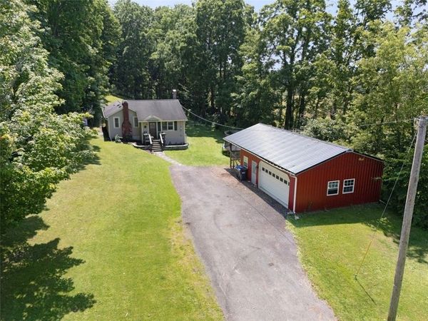 4246 E Williamson Road , Marion, NY 14505