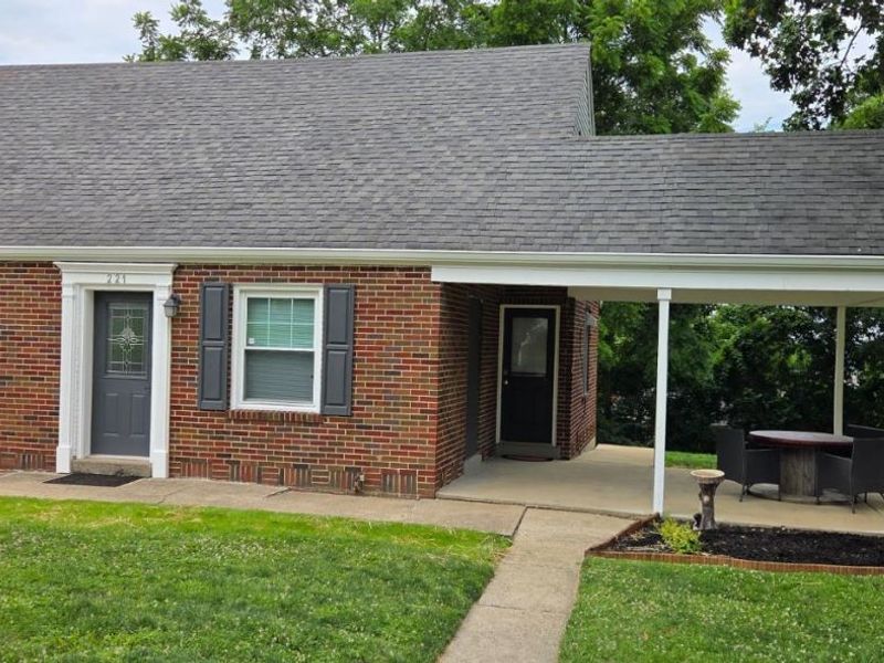 221 Harvest Lane, Reading, OH 45237 Photo 4