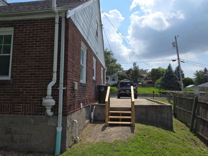 221 Harvest Lane, Reading, OH 45237 Photo 8