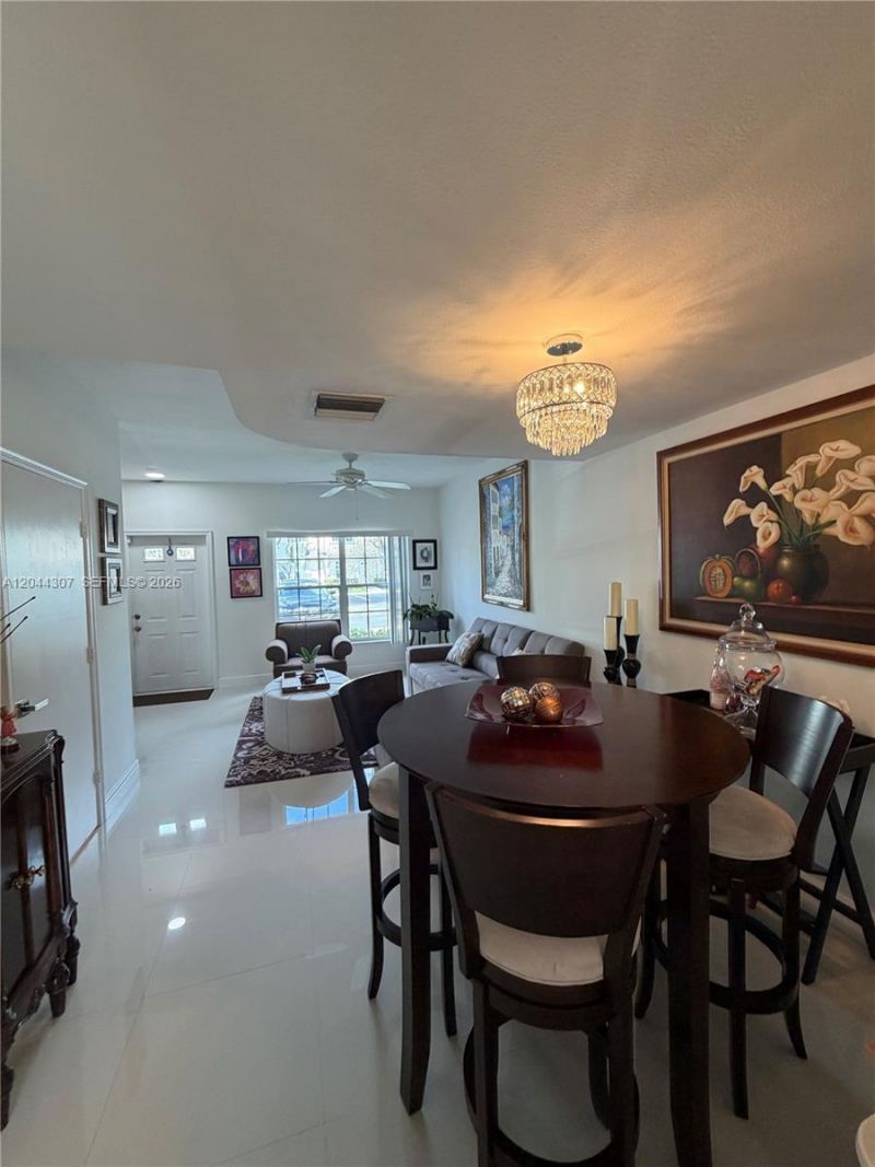 16619 Hemingway Dr, Weston, FL 33326 Photo
