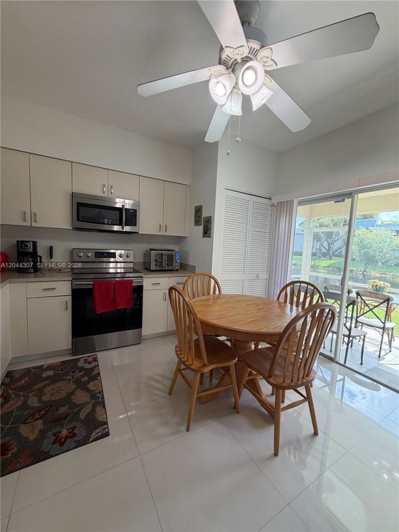 16619 Hemingway Dr, Weston, FL 33326 Photo