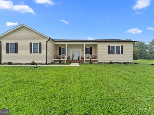 148 MATTHEWS COVE DRIVE, MONTROSS, VA 22520