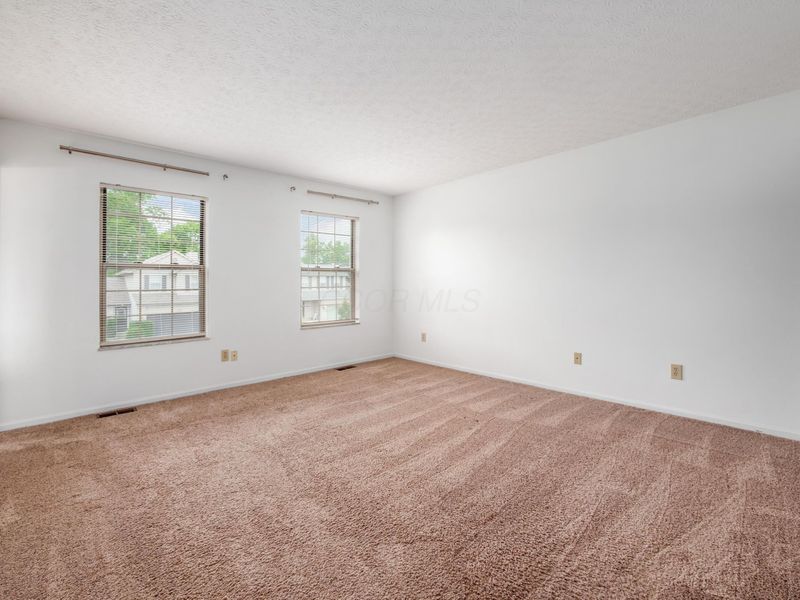 1482 Brookforest Drive, Columbus, OH 43204 Photo 22