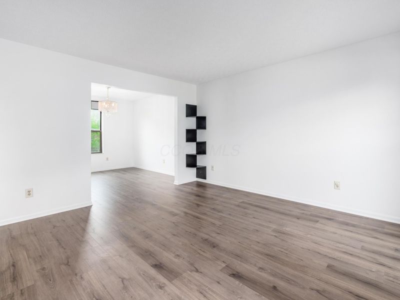 1482 Brookforest Drive, Columbus, OH 43204 Photo 6