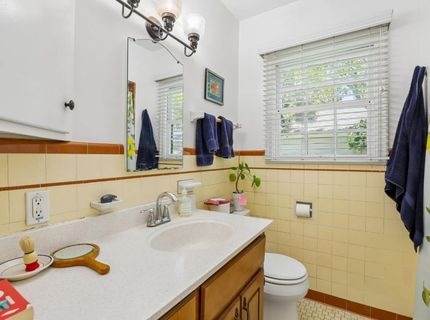 2761 Marty Way, Sacramento, CA 95818 Photo
