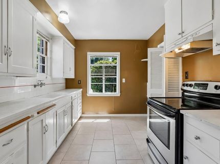 2761 Marty Way, Sacramento, CA 95818 Photo