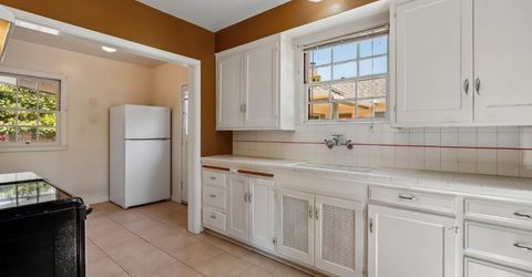 2761 Marty Way, Sacramento, CA 95818 Photo