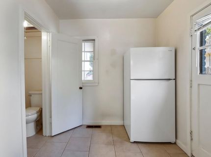 2761 Marty Way, Sacramento, CA 95818 Photo
