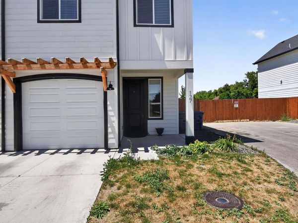 127 N Trifecta Lane, Nampa, ID 83651