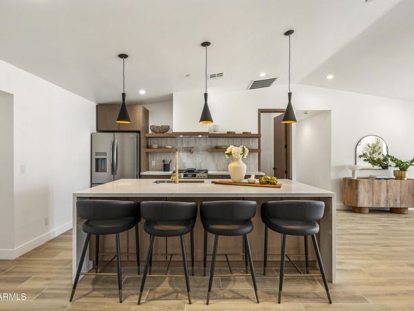 5414 N 82ND Street, Scottsdale, AZ 85250