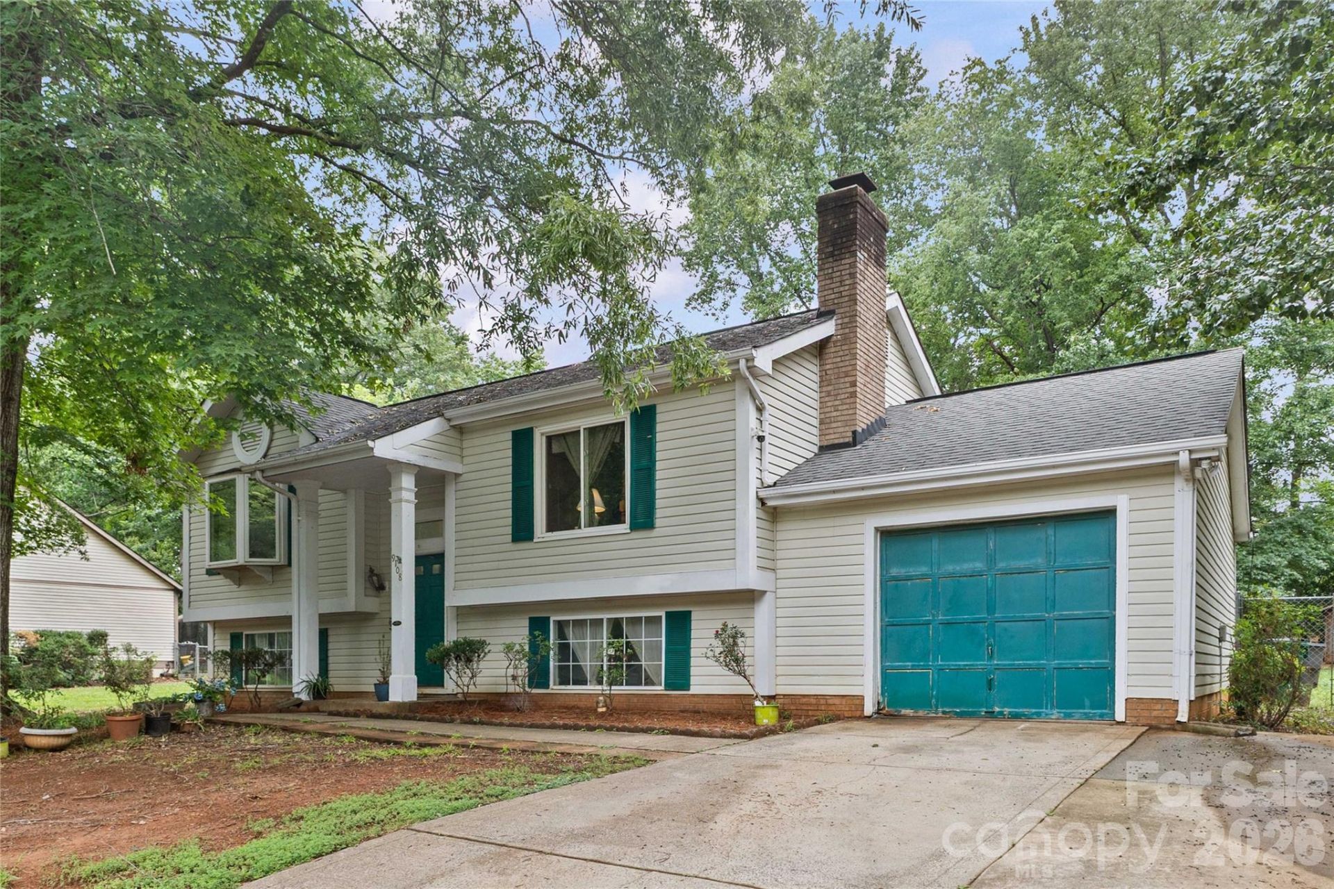 9108 Touchstone Lane, Charlotte, NC 28227 Main Photo