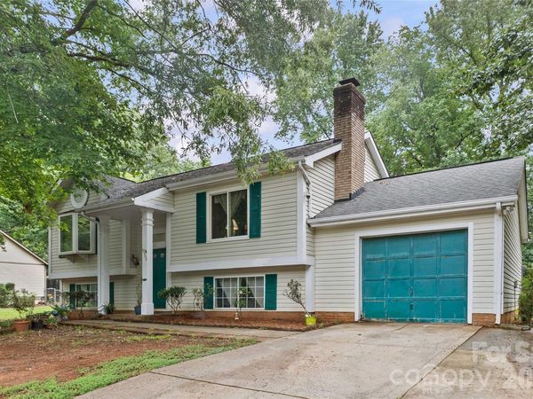 9108 Touchstone Lane, Charlotte, NC 28227
