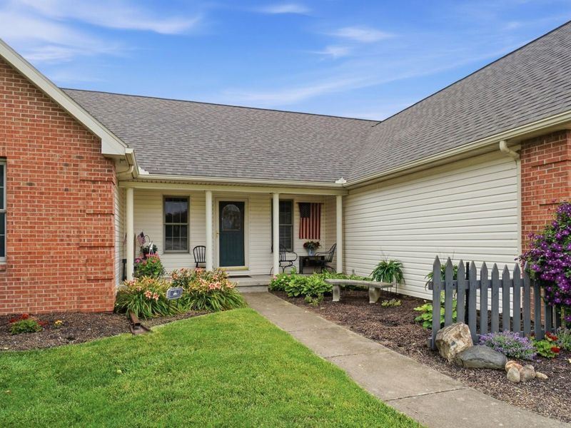 656 Gardenview Circle, Lima, OH 45801 Photo 4