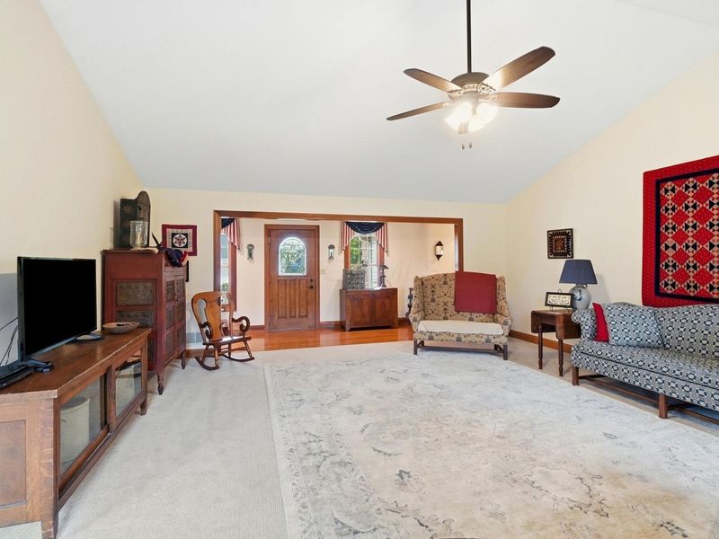 656 Gardenview Circle, Lima, OH 45801 Photo 6