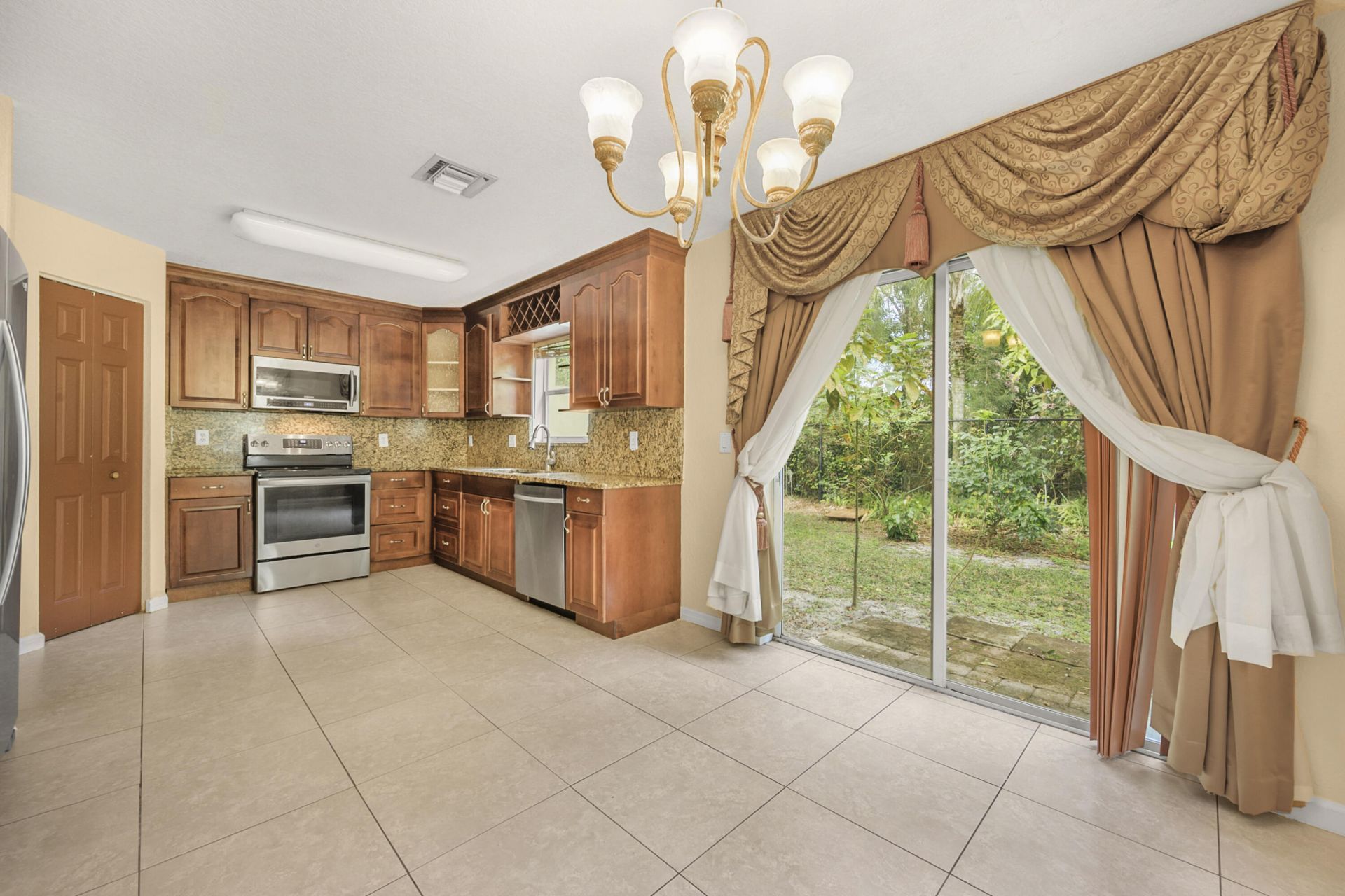 929 Imperial Lake Road, Lake Belvedere Estates, FL 33413 Photo