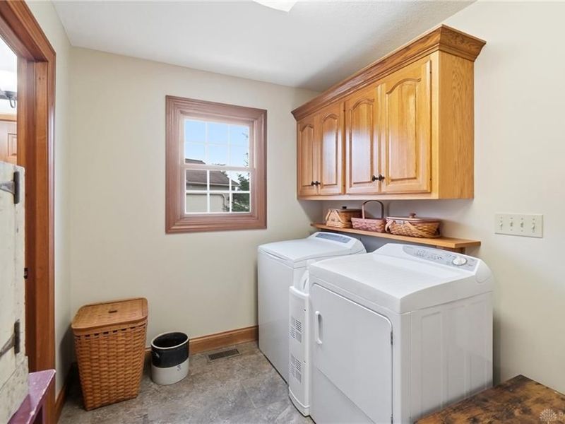 656 Gardenview Circle, Lima, OH 45801 Photo 17