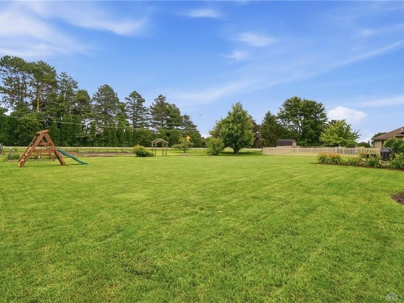 656 Gardenview Circle, Lima, OH 45801 Photo 40
