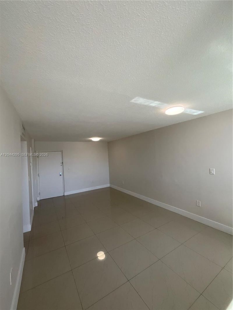 9441 SW 4th St , Unit 214, Miami, FL 33174 Photo
