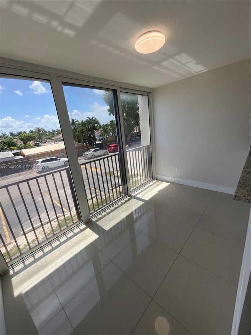 9441 SW 4th St , Unit 214, Miami, FL 33174 Photo