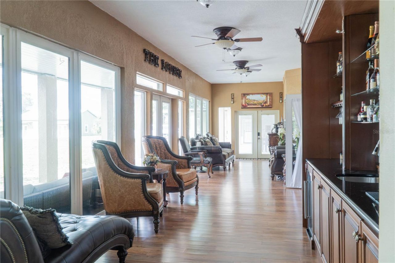 37180 County Road 452, Grand Island, FL 32735 Photo