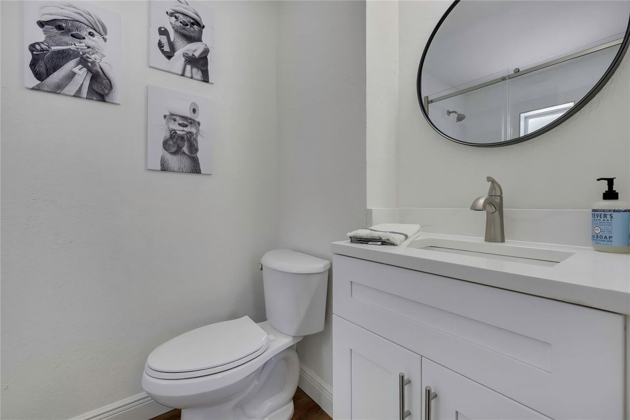 6080 Waverly Road , Weeki Wachee, FL 34607 Photo