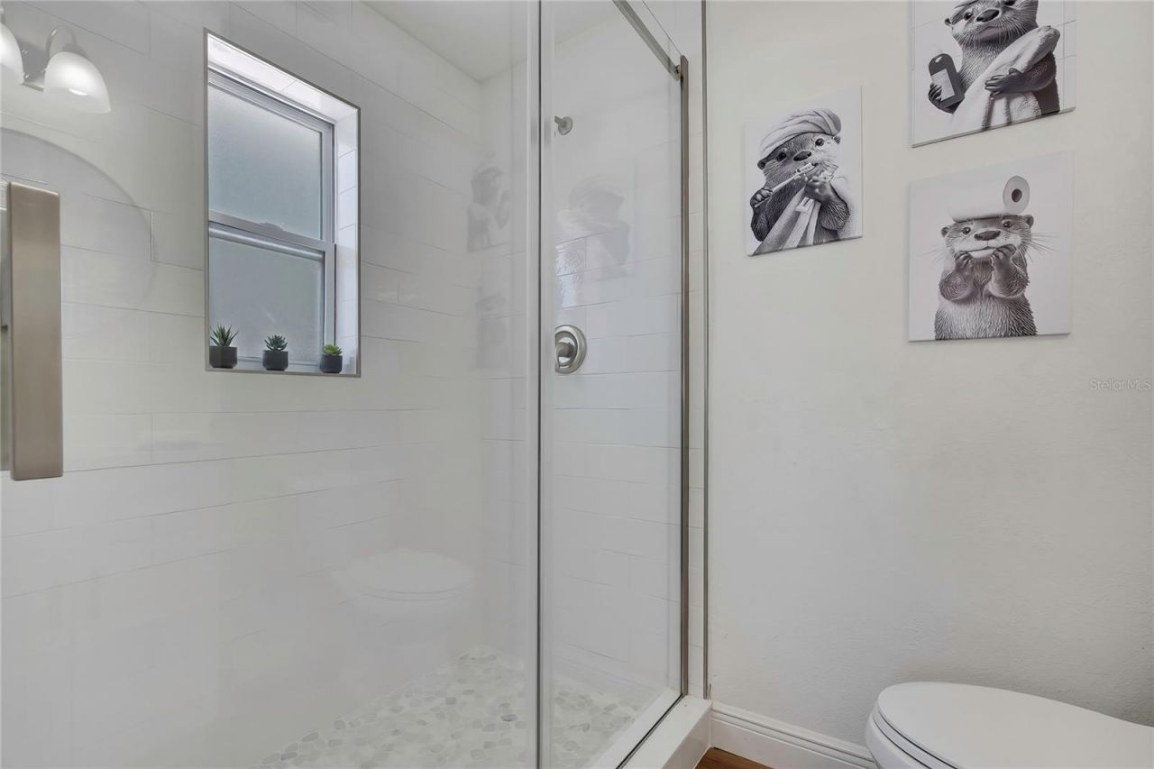 6080 Waverly Road , Weeki Wachee, FL 34607 Photo