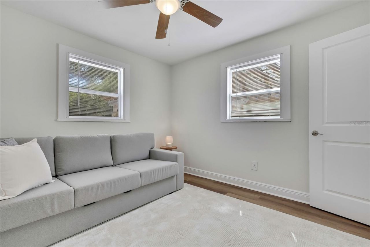 6080 Waverly Road , Weeki Wachee, FL 34607 Photo