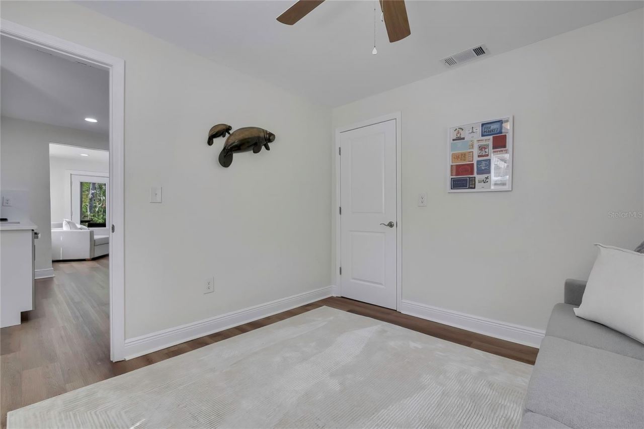 6080 Waverly Road , Weeki Wachee, FL 34607 Photo