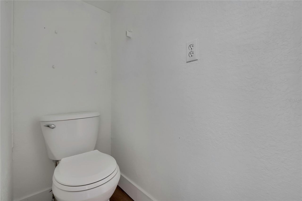 6080 Waverly Road , Weeki Wachee, FL 34607 Photo