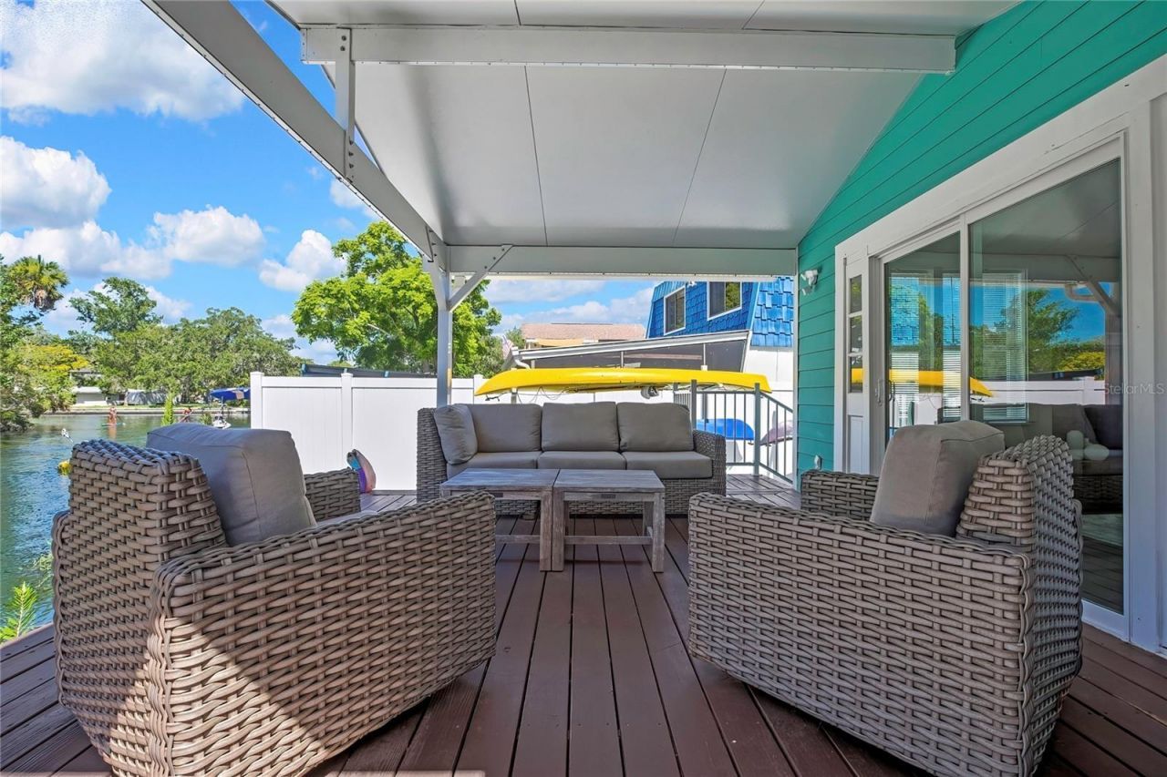 6080 Waverly Road , Weeki Wachee, FL 34607 Photo