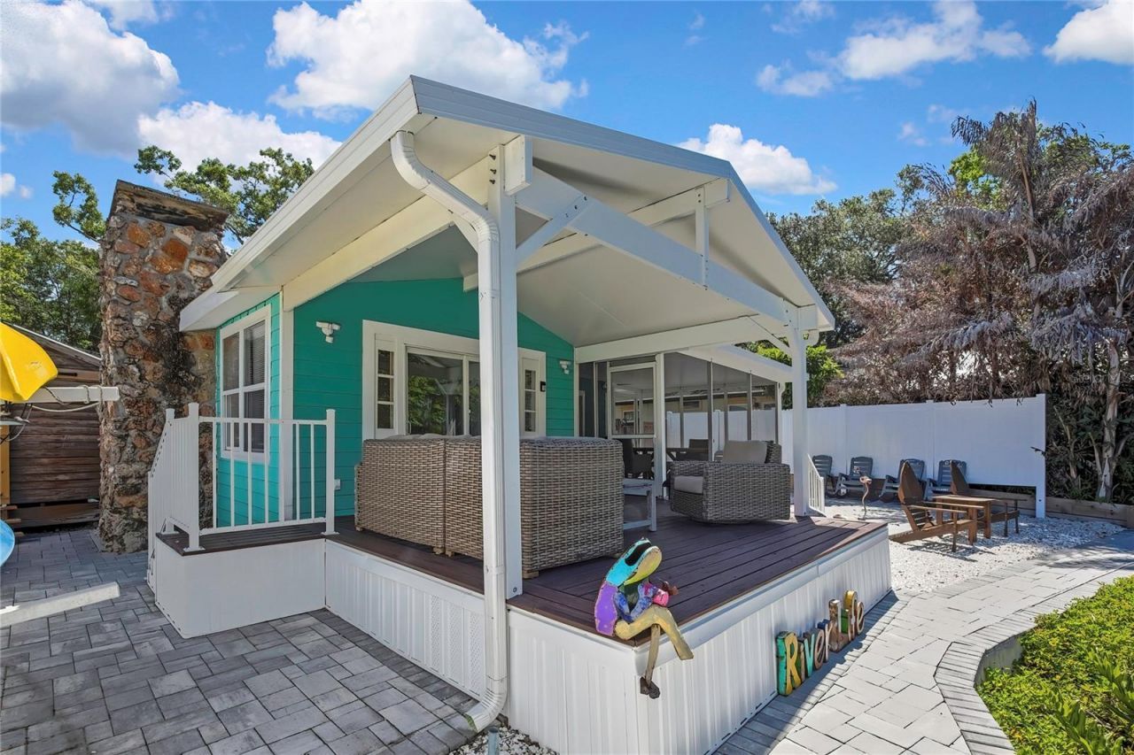 6080 Waverly Road , Weeki Wachee, FL 34607 Photo