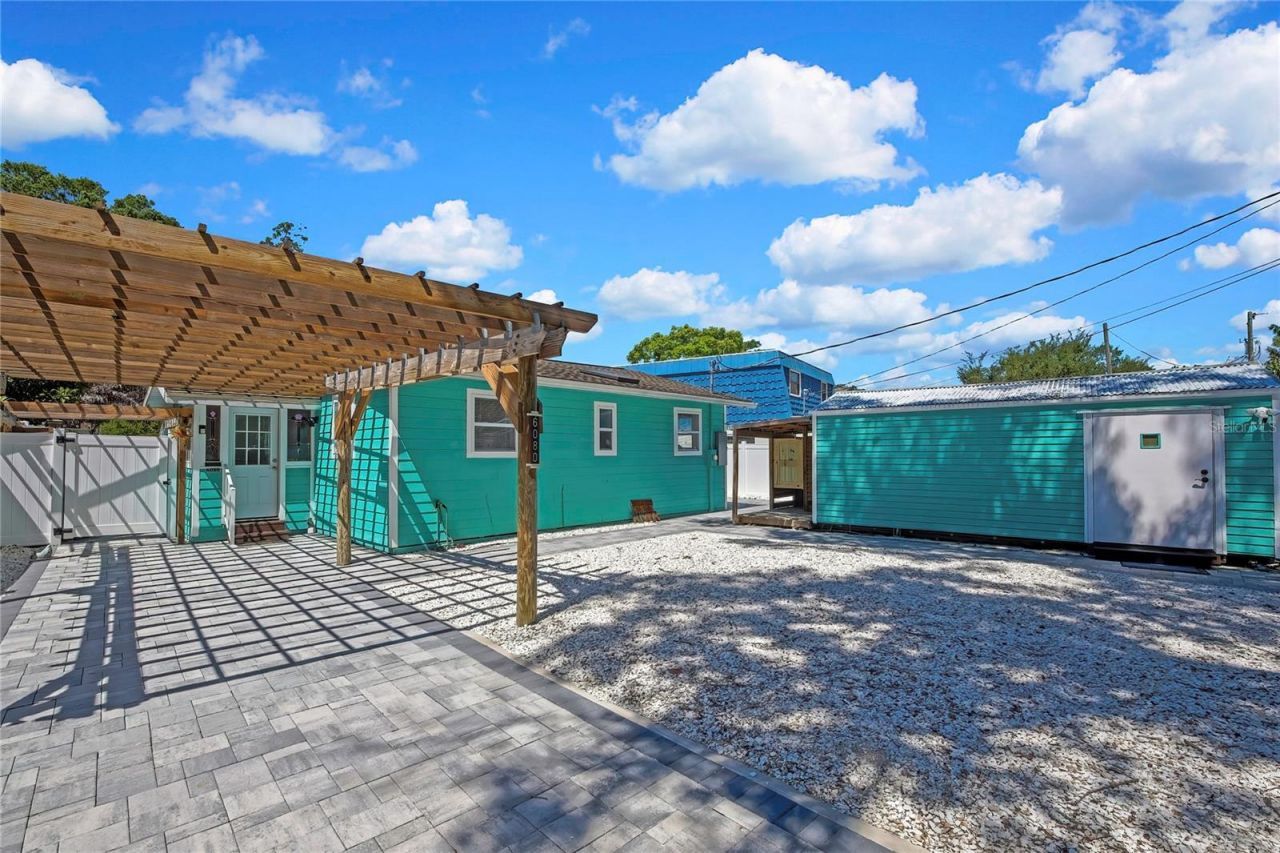 6080 Waverly Road , Weeki Wachee, FL 34607 Photo