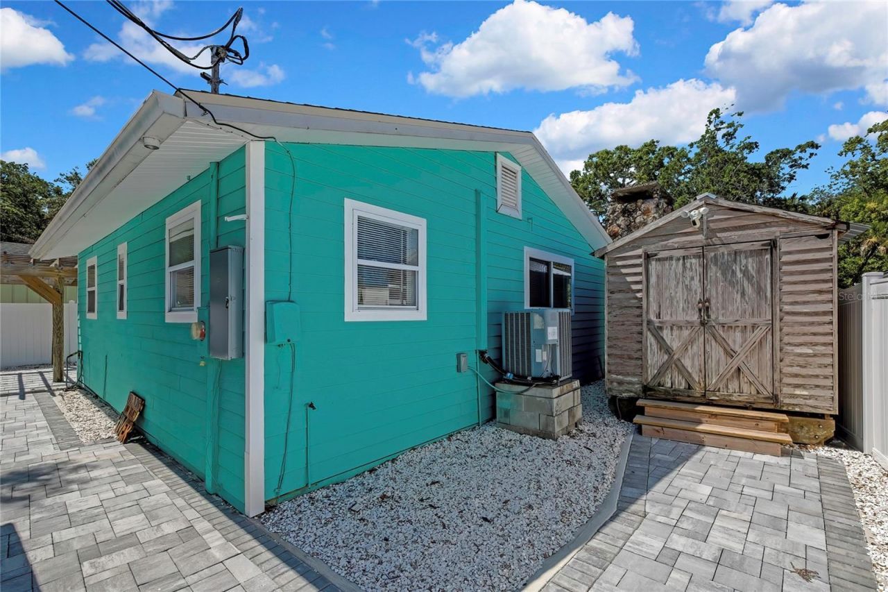 6080 Waverly Road , Weeki Wachee, FL 34607 Photo