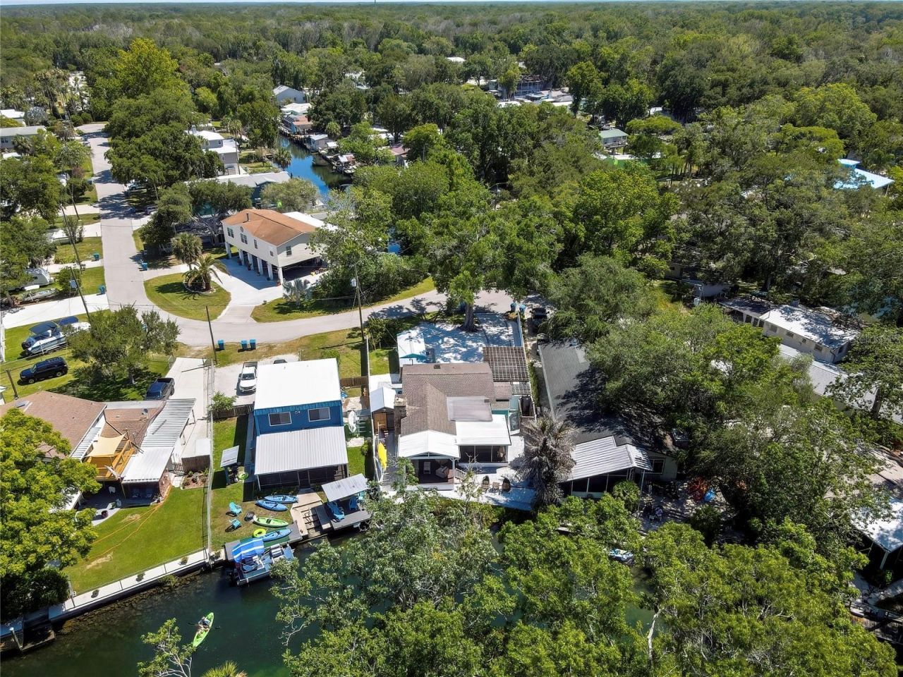 6080 Waverly Road , Weeki Wachee, FL 34607 Photo