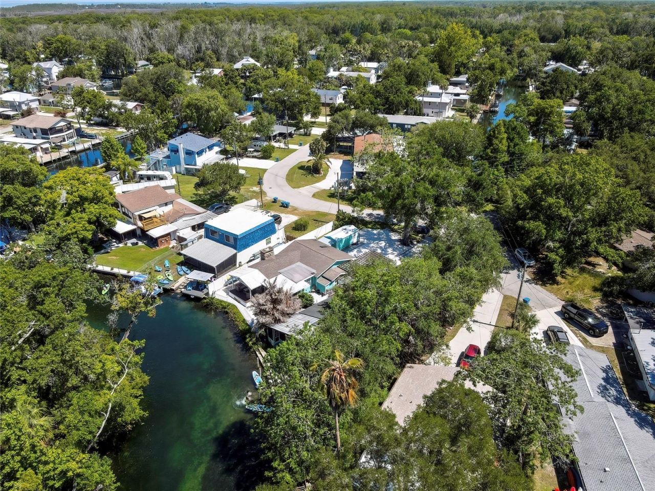 6080 Waverly Road , Weeki Wachee, FL 34607 Photo