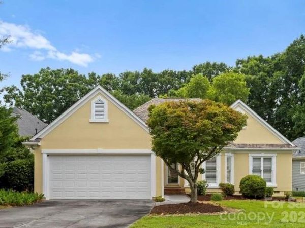 4123 Fairway Downs Court, Charlotte, NC 28277