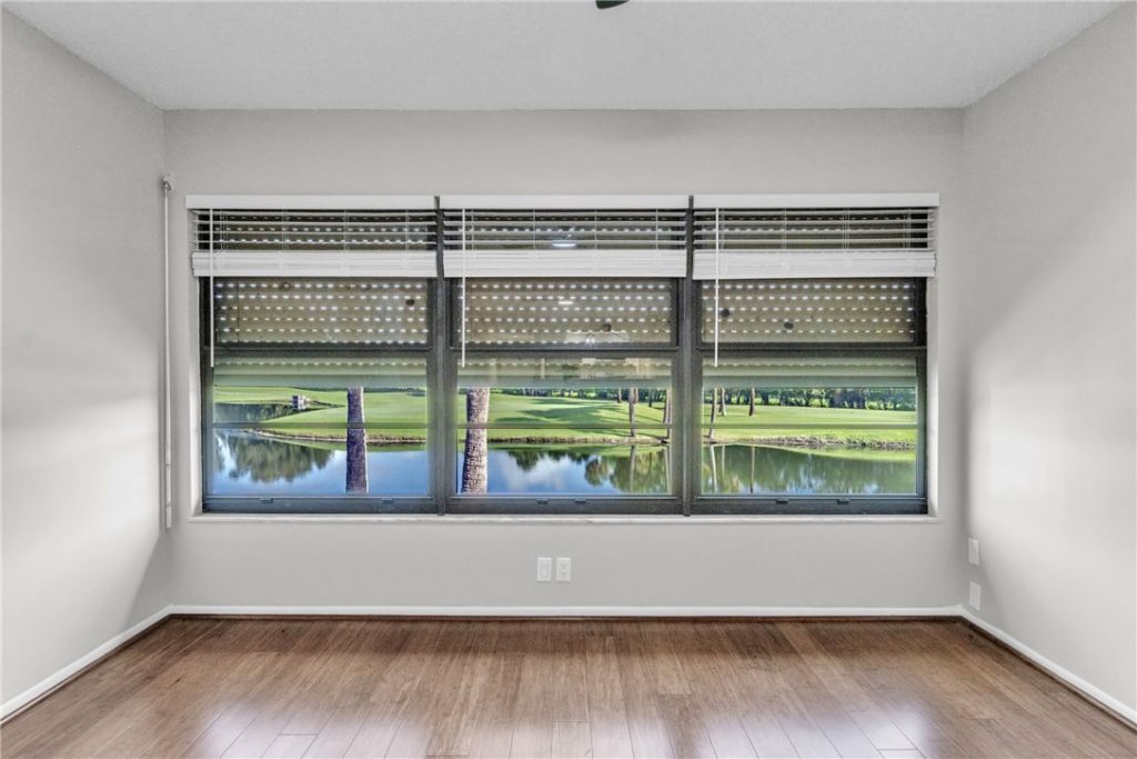 21 Plantation Drive, Unit 205, Vero Beach, FL 32966 Photo
