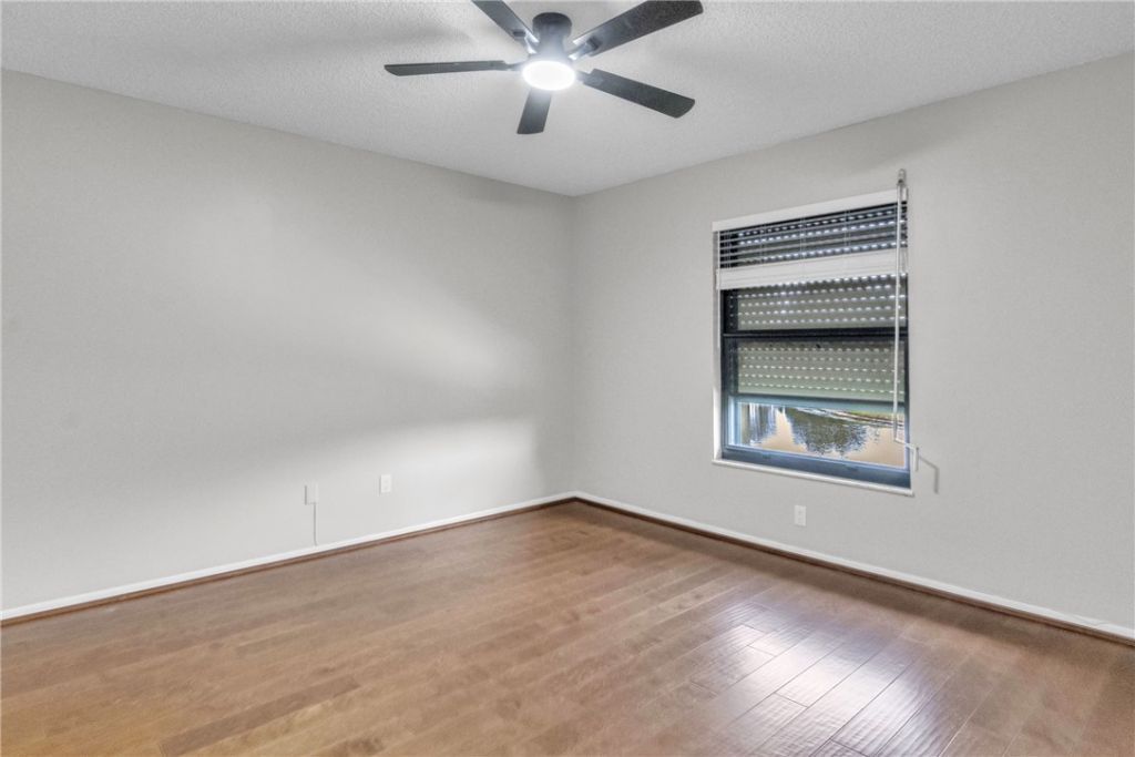 21 Plantation Drive, Unit 205, Vero Beach, FL 32966 Photo