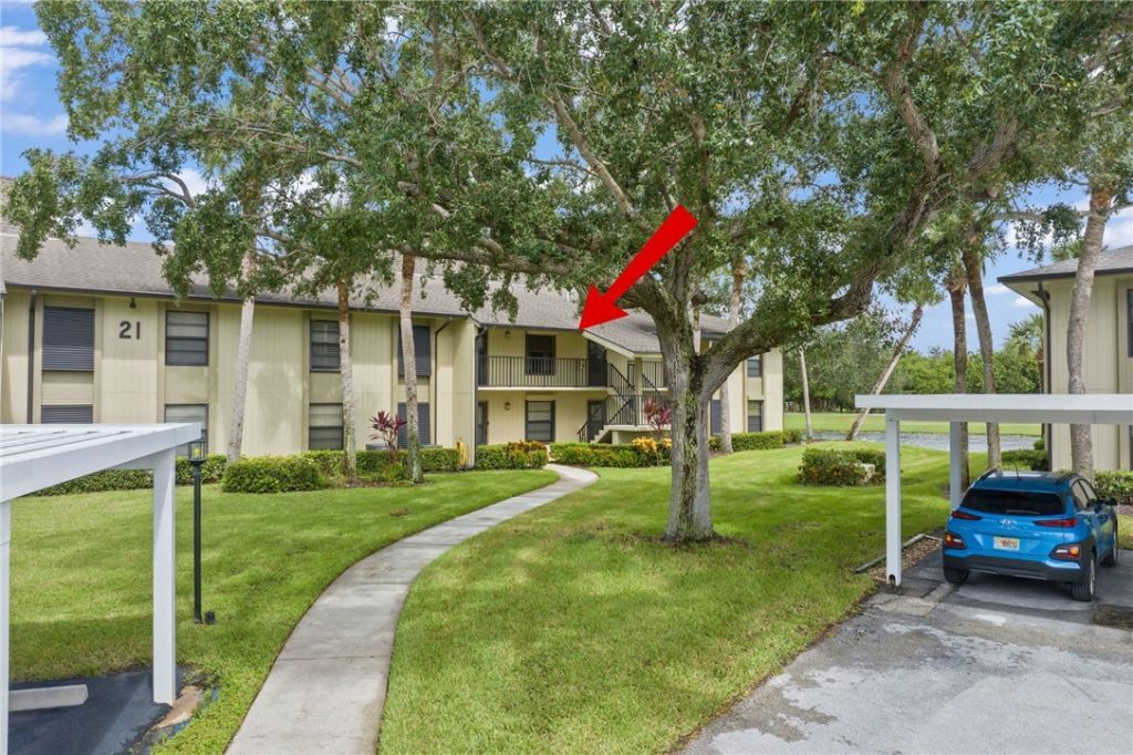 21 Plantation Drive, Unit 205, Vero Beach, FL 32966 Photo