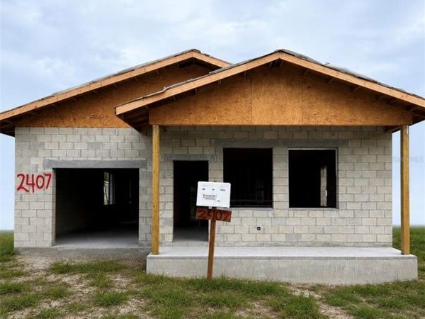2407 E 38TH AVENUE , TAMPA, FL 33610