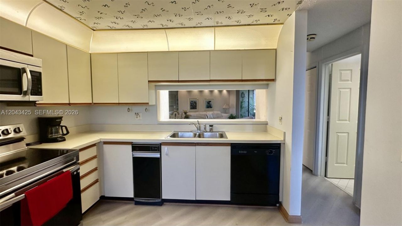 7472 La Paz Blvd , Unit 301, Boca Raton, FL 33433 Photo