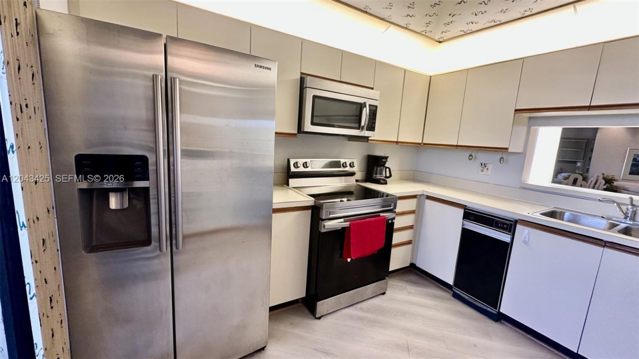 7472 La Paz Blvd , Unit 301, Boca Raton, FL 33433 Photo