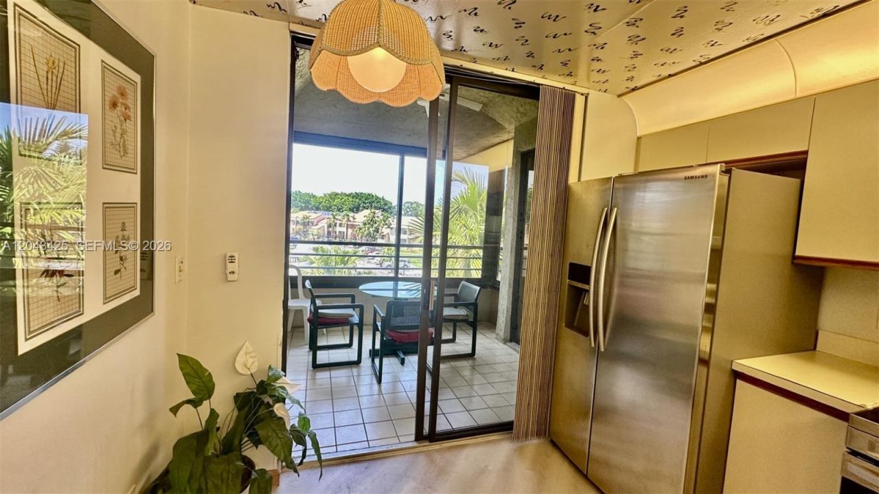 7472 La Paz Blvd , Unit 301, Boca Raton, FL 33433 Photo