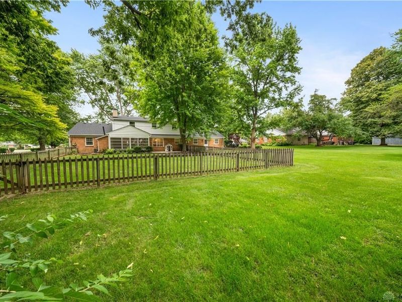 2196 Merrimont Drive, Troy, OH 45373 Photo 32