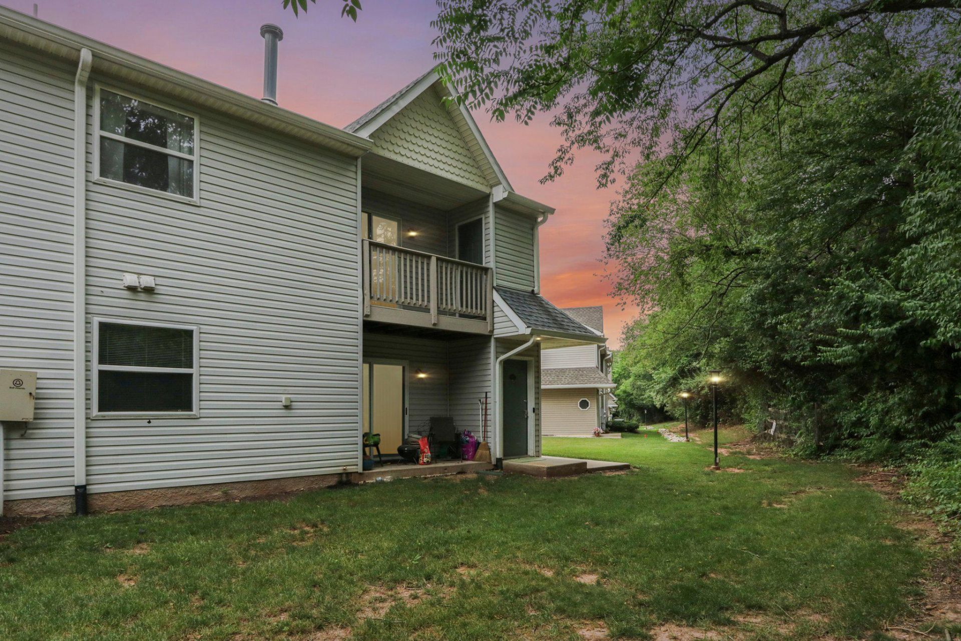 407 HORSESHOE DRIVE, ROYERSFORD, PA 19468