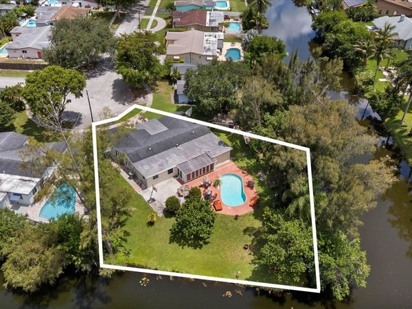 8951 SW 51st Place, Cooper City, FL 33328