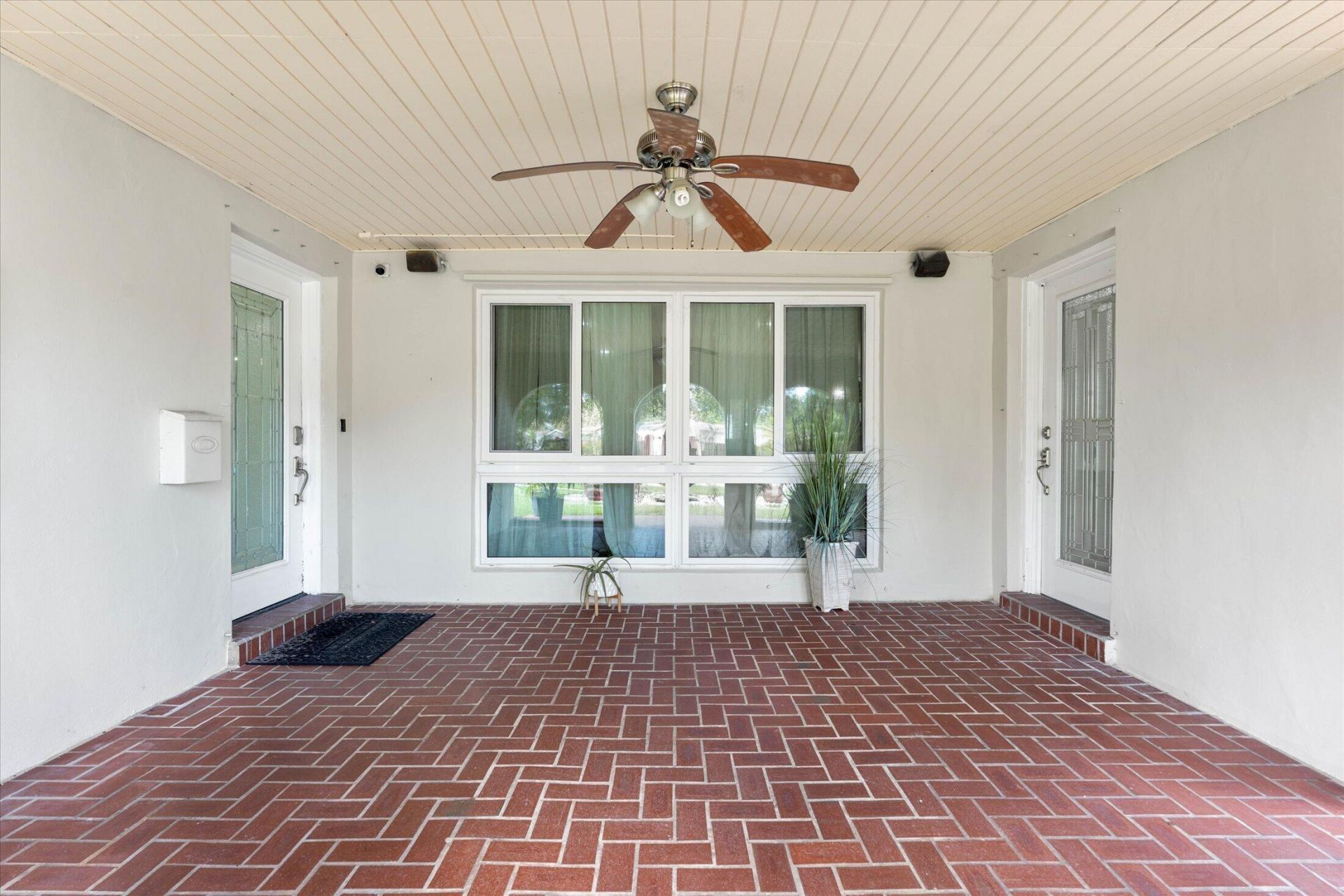 8951 SW 51st Place, Cooper City, FL 33328 Photo