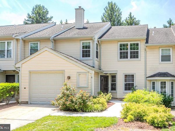 19 TOWPATH COURT, PRINCETON, NJ 08540